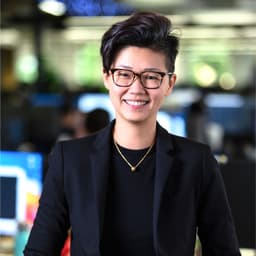 Elaine Lee